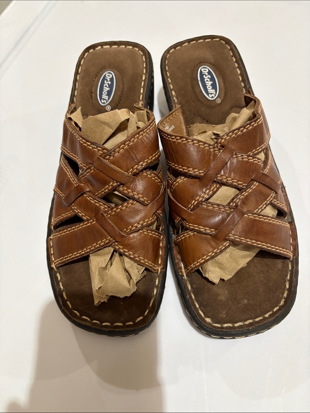 Shoes preowned and nearly new condition. Real leather uppers, Comfy! Size 7.5